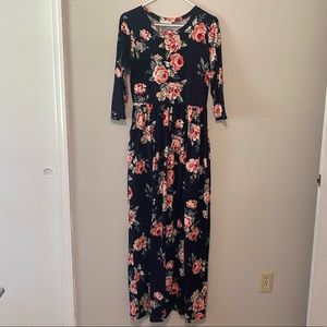 Reborn J 3/4 sleeve Floral Maxi Dress